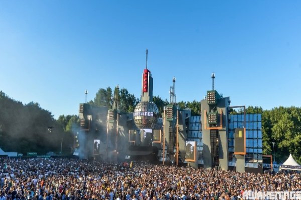 "Awakenings" - the biggest techno music festival in the world